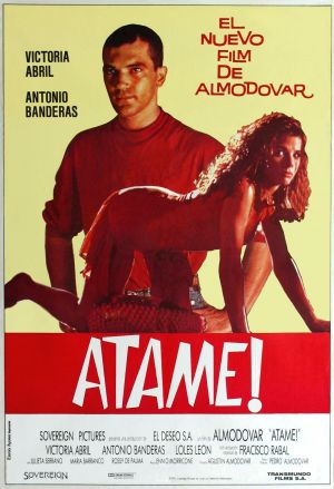 ¡Átame!