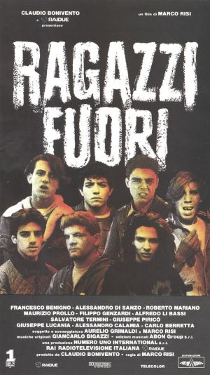 Ragazzi fuori