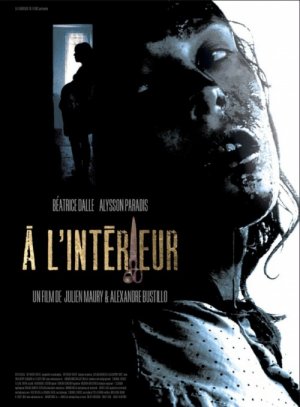 À l'intérieur