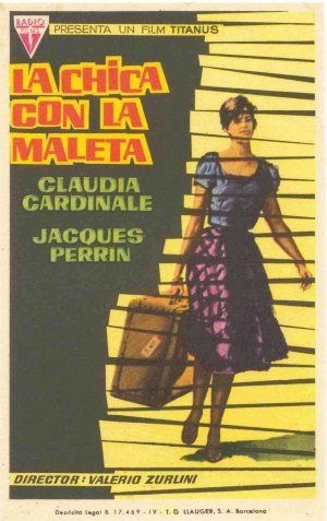 La ragazza con la valigia