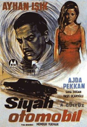Siyah otomobil