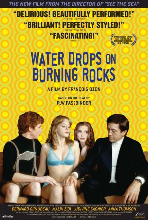 Gouttes d'eau sur pierres brûlantes