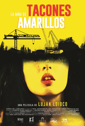 La niña de tacones amarillos