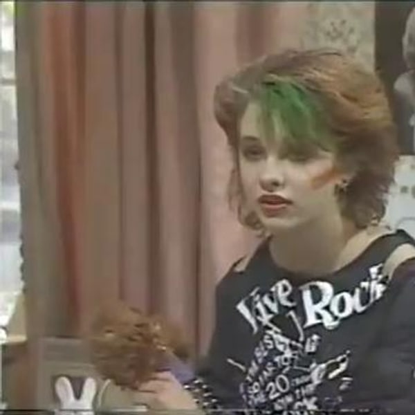 Kate Hardie(I)