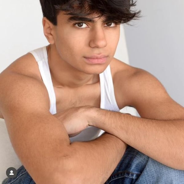 Neel Sethi(I)