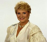Suzanne Lapointe