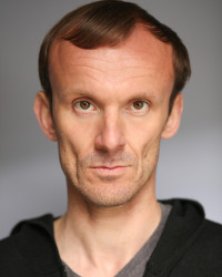 Simon Gibbons