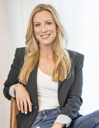 Casandra Walker