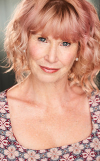 Suzie Hinds