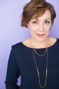 Laura Buckles