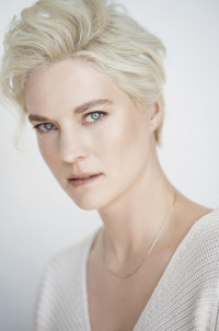 Vanessa Van Zerr