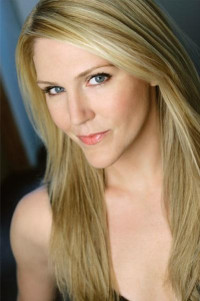 Leanne Barrineau
