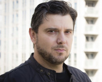 Leo Vernik