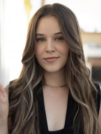 Olivia Lee