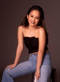 Bella Thompson