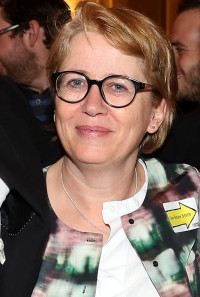 Sue Bruce-Smith