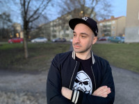Jonathan Katzeff