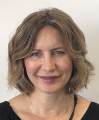 Suzanne Barr