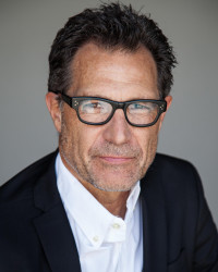 Michael Cummings