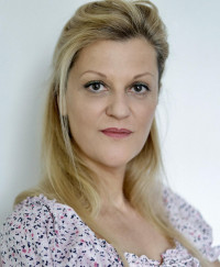 Karine Dogliani