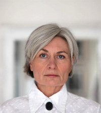 Agnes Bove