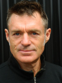Michael Earnshaw