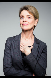 Stina Ekblad
