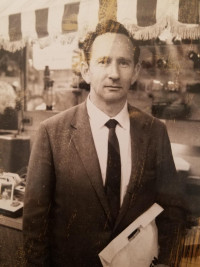 Morris Engel