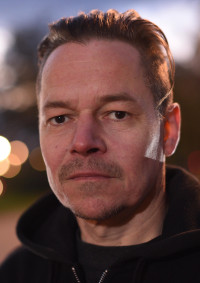 Oliver M. Debuschewitz