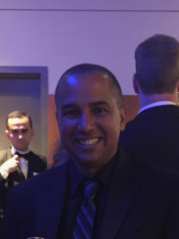 Robert Fernandez