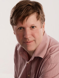 Gavin Edwards