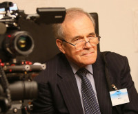 Robert E. Frye