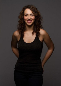 Lora Brovold