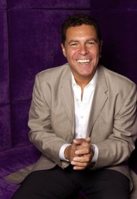 Clint Holmes