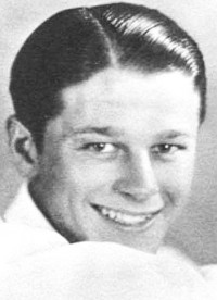 Milton Holmes