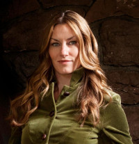 Elyse Saugstad