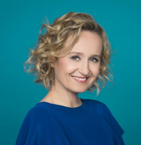 Caroline Roux