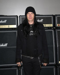 Todd Kerns
