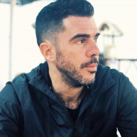Adrián López