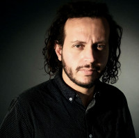 Carlos E. Pérez