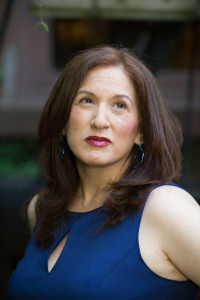 Beth Lauren