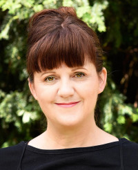 Elizabeth Bowe