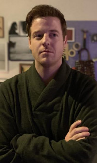Christopher Leavins