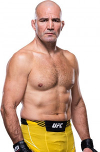 Glover Teixeira