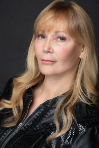 Daphne Lewis