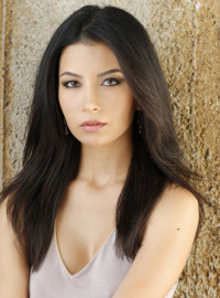 Anna Bahram