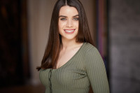 Stephanie Domet