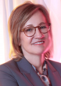 Dee Dee Myers