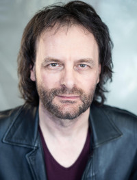 Glenn Povéy