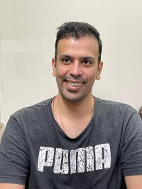 Vakil Khan